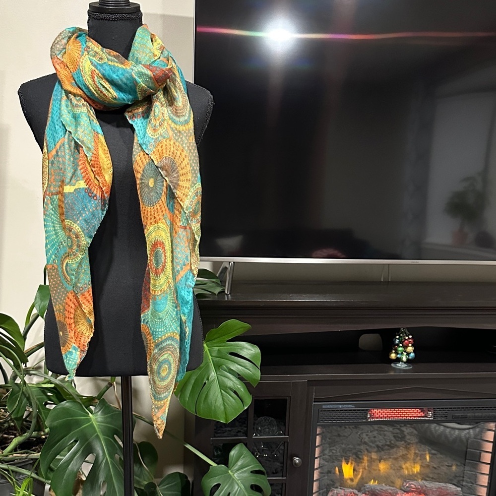 *CARINA* Colorful Multicolor Patterned Scarf - Picture 1 of 3